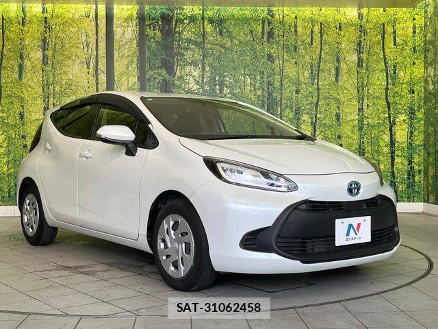 Toyota AQUA 2023-07 8625767-15