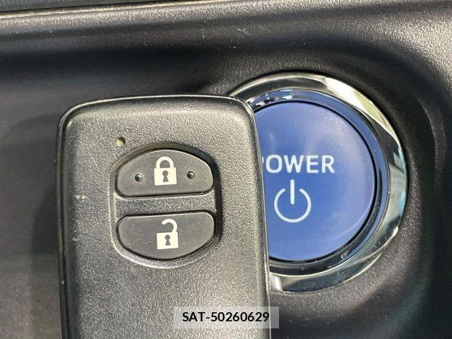 Toyota AQUA 2019-04 8625776-6