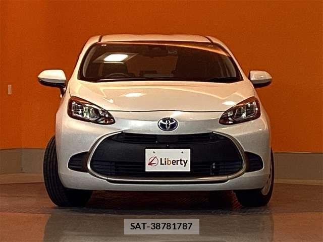Toyota AQUA 2021-08 8625770-16