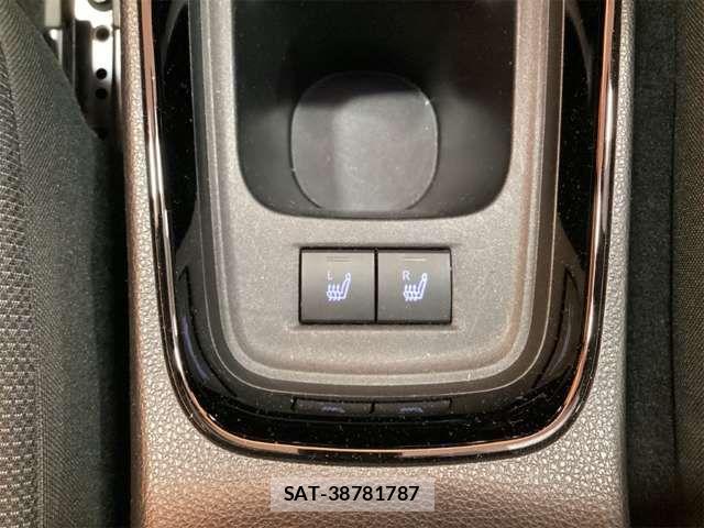 Toyota AQUA 2021-08 8625770-8