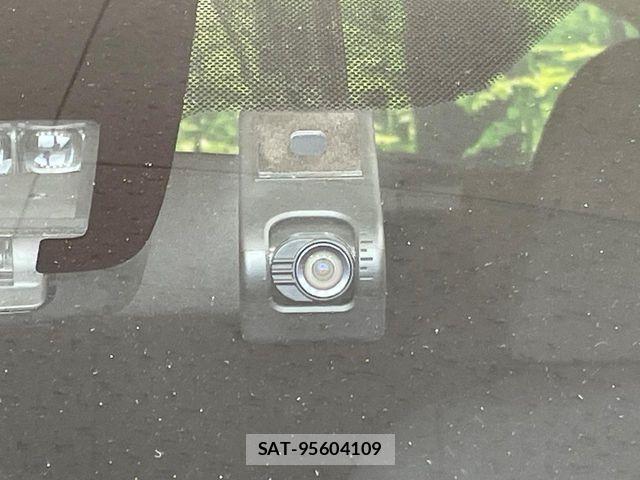 Toyota AQUA 2019-03 8665790-7