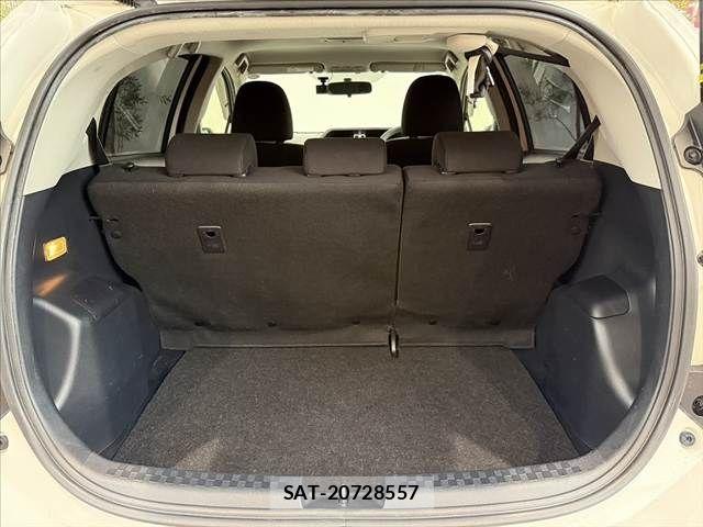 Toyota AQUA 2021-06 8657977-19