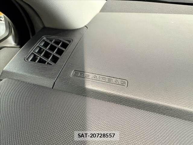 Toyota AQUA 2021-06 8657977-23