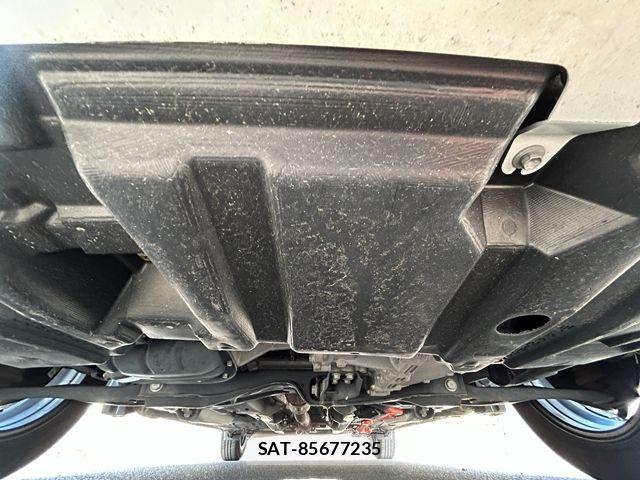 Toyota AQUA 2016-11 8665798-27