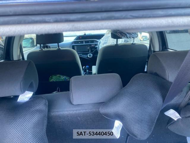 Toyota AQUA 2016-12 8658003-10