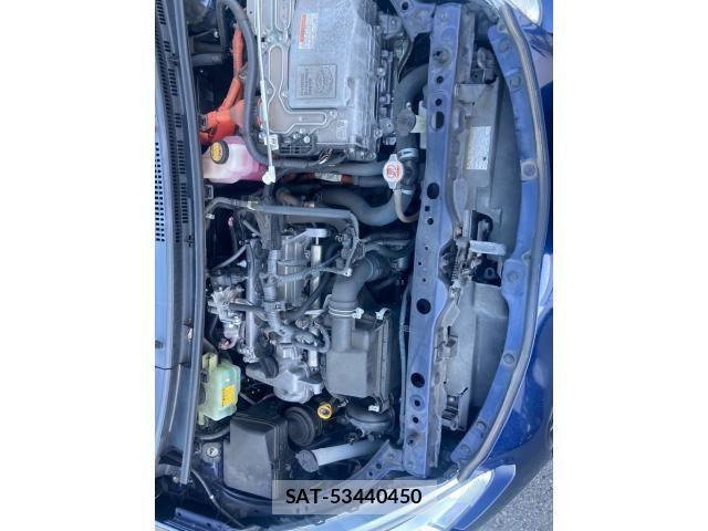 Toyota AQUA 2016-12 8658003-11