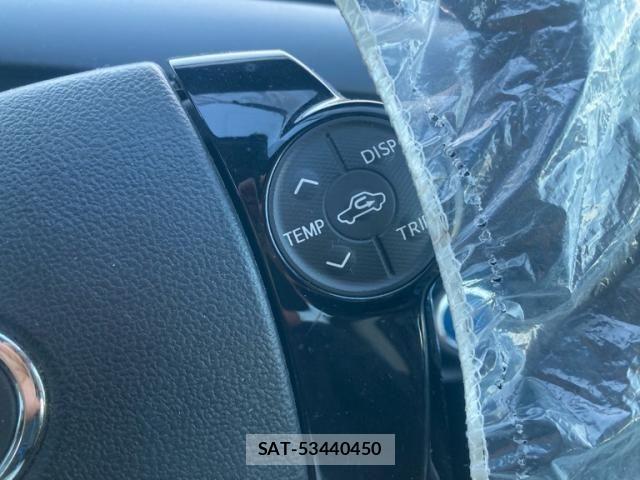 Toyota AQUA 2016-12 8658003-13