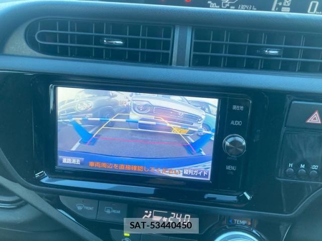 Toyota AQUA 2016-12 8658003-17