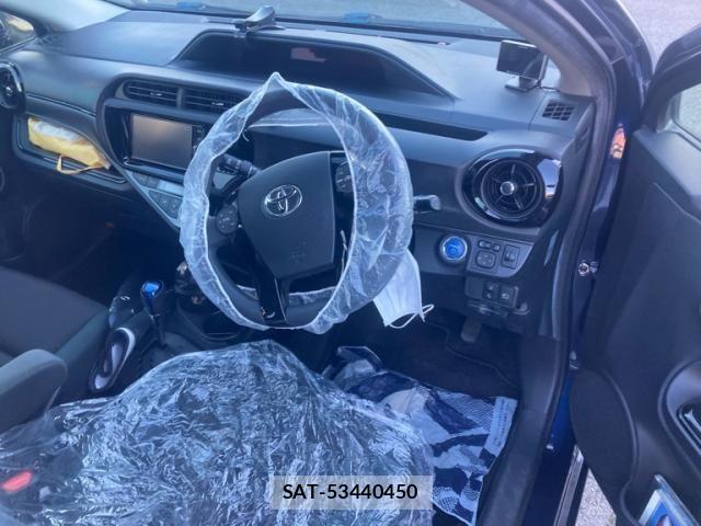 Toyota AQUA 2016-12 8658003-5