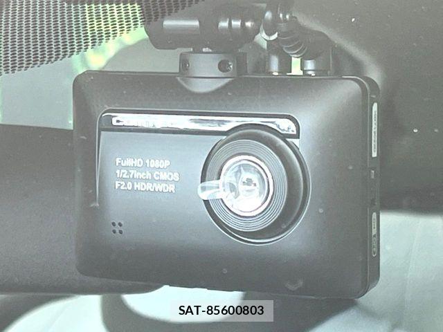 Toyota AQUA 2019-07 8665793-5