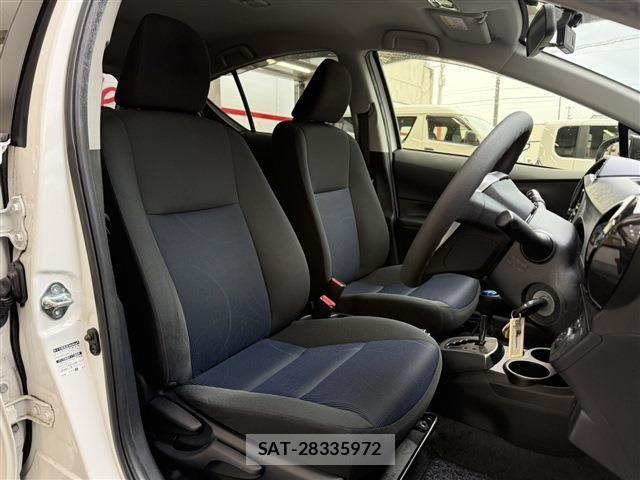 Toyota AQUA 2016-03 8665795-10