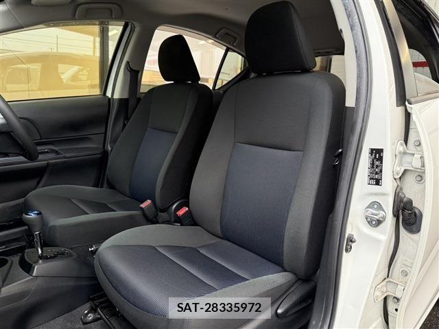 Toyota AQUA 2016-03 8665795-16