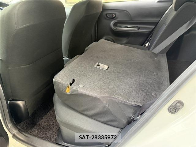 Toyota AQUA 2016-03 8665795-18
