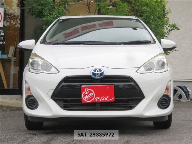 Toyota AQUA 2016-03 8665795-1