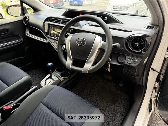 Toyota AQUA 2016-03 8665795-8