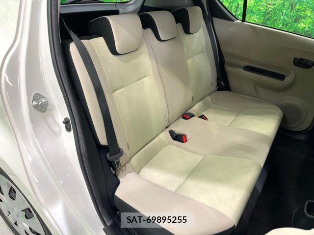 Toyota AQUA 2013-01 8665799-10