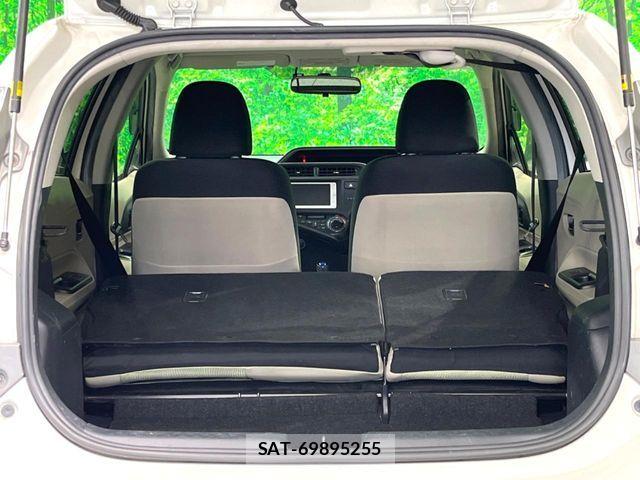 Toyota AQUA 2013-01 8665799-11