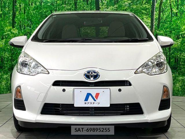 Toyota AQUA 2013-01 8665799-15
