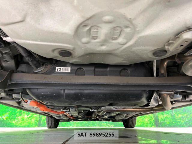 Toyota AQUA 2013-01 8665799-18