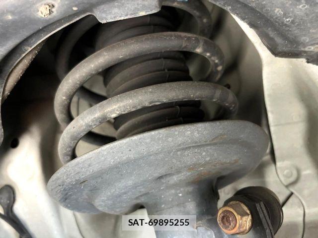 Toyota AQUA 2013-01 8665799-19