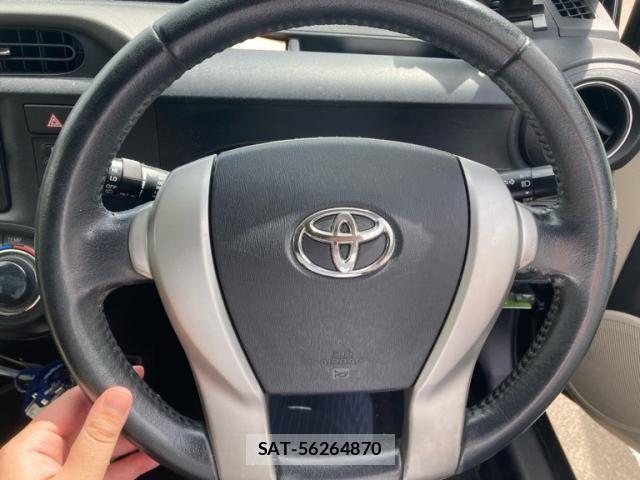 Toyota AQUA 2013-08 8658013-9