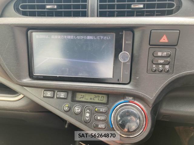 Toyota AQUA 2013-08 8658013-13