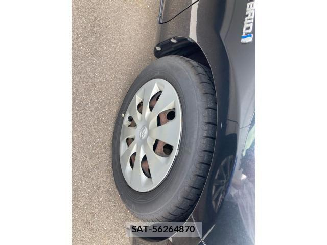 Toyota AQUA 2013-08 8658013-4