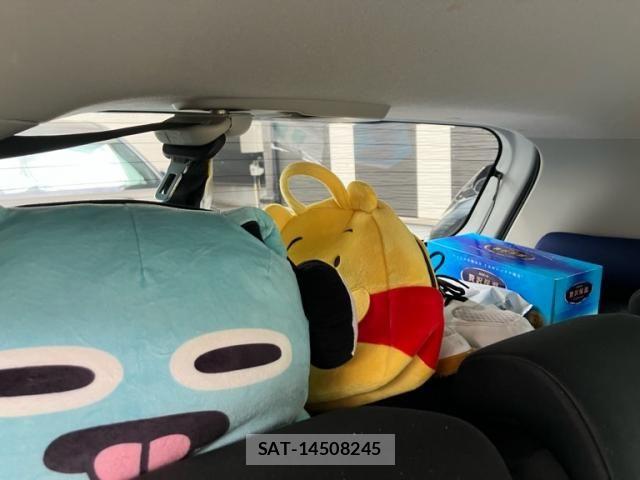 Toyota AQUA 2012-03 8658014-14