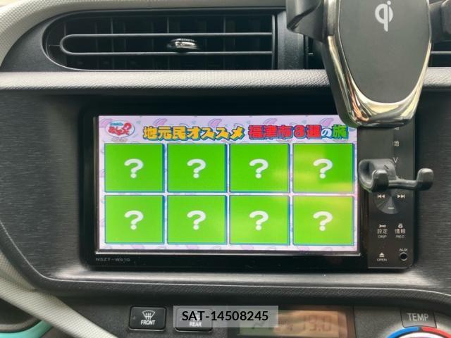 Toyota AQUA 2012-03 8658014-21