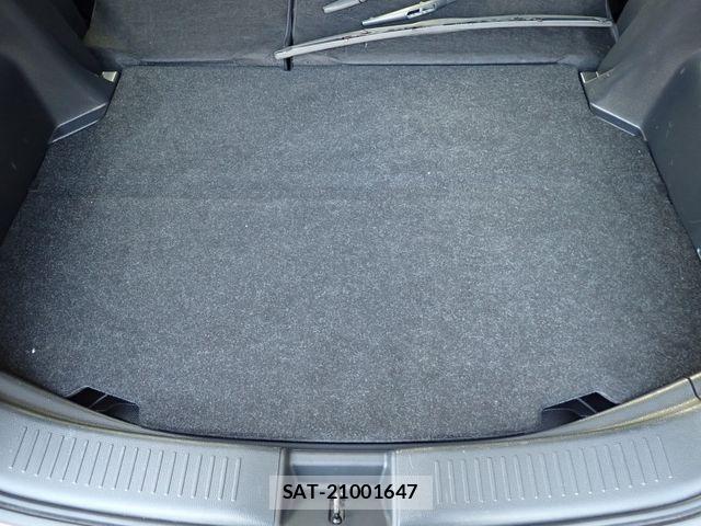 Toyota AQUA 2023-09 8657971-24