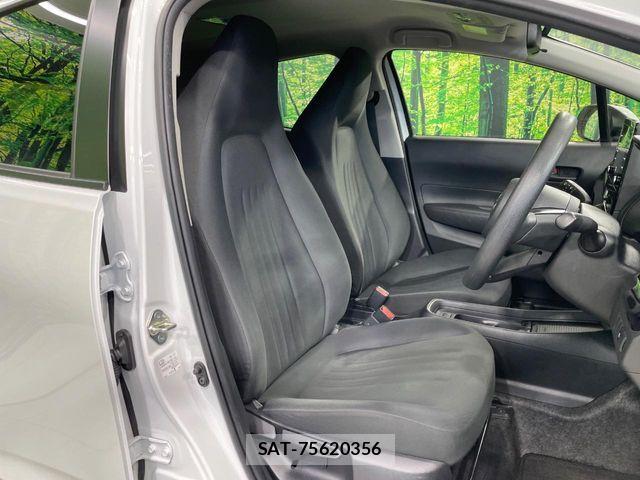 Toyota AQUA 2023-08 8657969-8