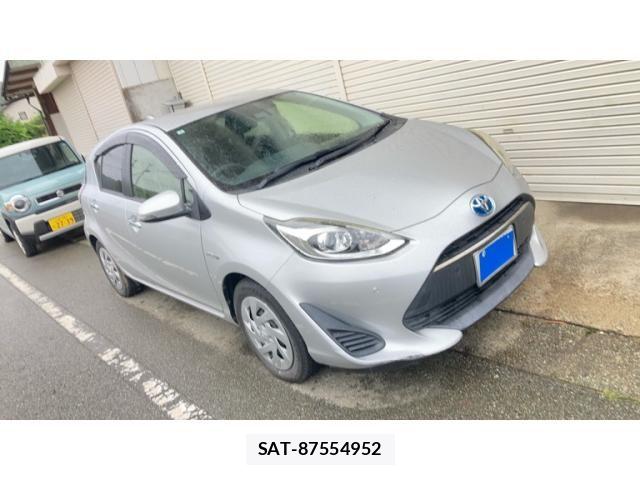 Toyota AQUA 2019-05 8657989-2
