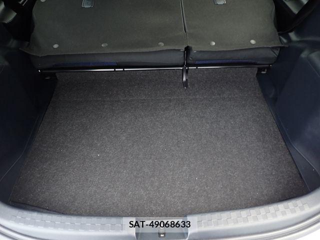 Toyota AQUA 2018-11 8665796-21