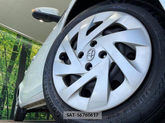 Toyota AQUA 2016-09 8657996-12