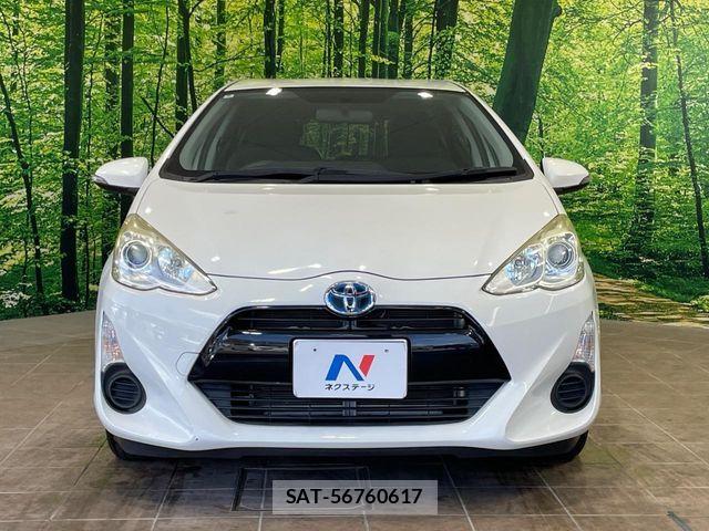 Toyota AQUA 2016-09 8657996-13
