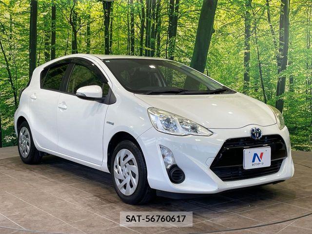Toyota AQUA 2016-09 8657996-15
