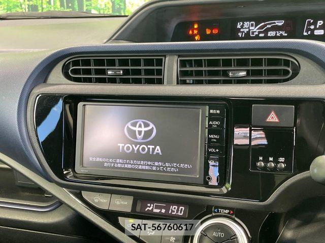 Toyota AQUA 2016-09 8657996-2