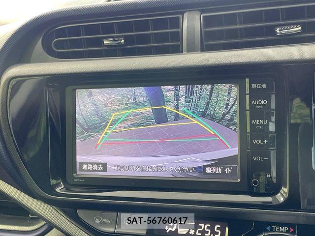 Toyota AQUA 2016-09 8657996-3