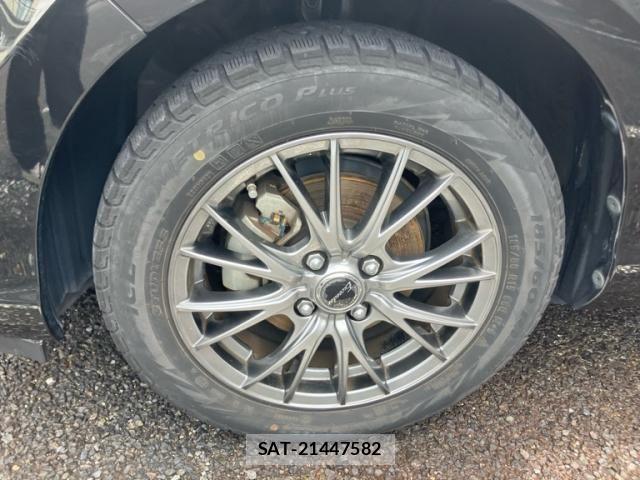 Toyota AQUA 2019-12 8657983-6