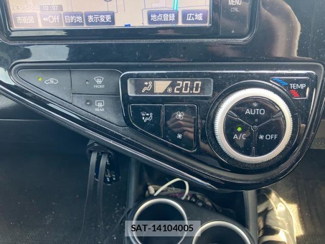 Toyota AQUA 2017-09 8658005-21