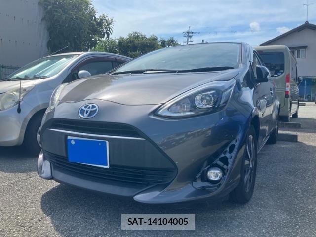 Toyota AQUA 2017-09 8658005-2