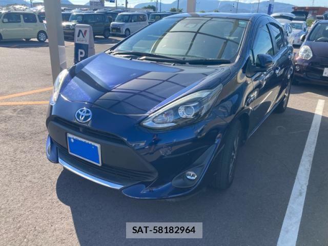 Toyota AQUA 2019-09 8657981-0