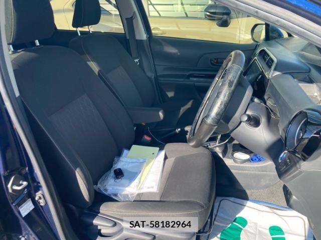 Toyota AQUA 2019-09 8657981-11