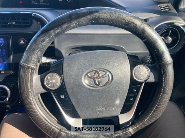 Toyota AQUA 2019-09 8657981-18