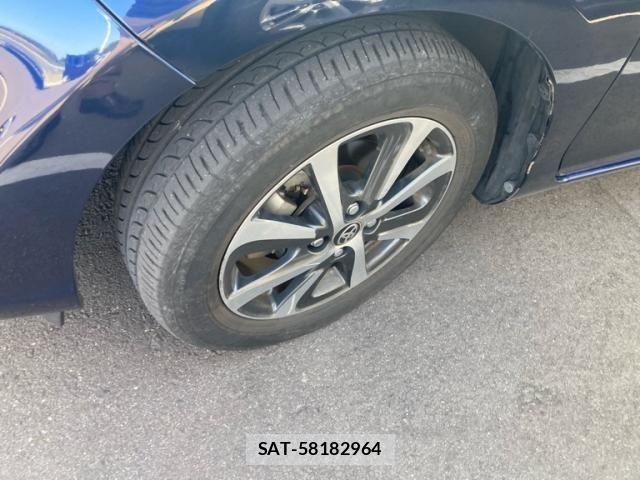 Toyota AQUA 2019-09 8657981-2