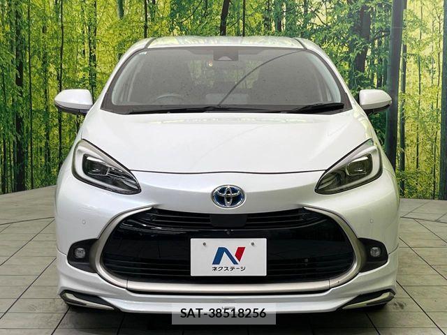 Toyota AQUA 2021-10 8657966-13