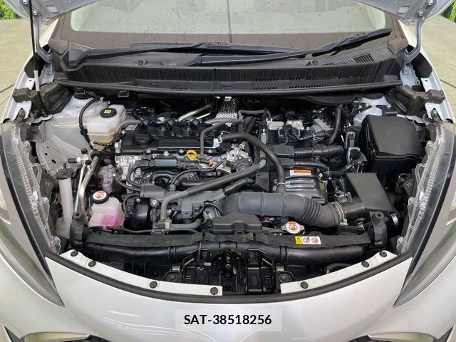Toyota AQUA 2021-10 8657966-17