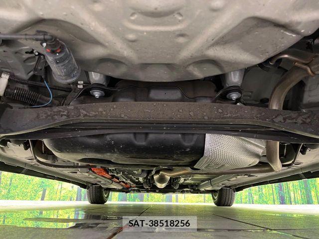 Toyota AQUA 2021-10 8657966-18