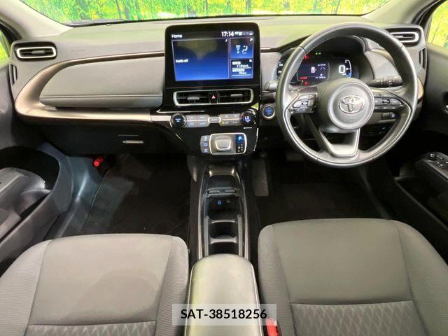 Toyota AQUA 2021-10 8657966-1