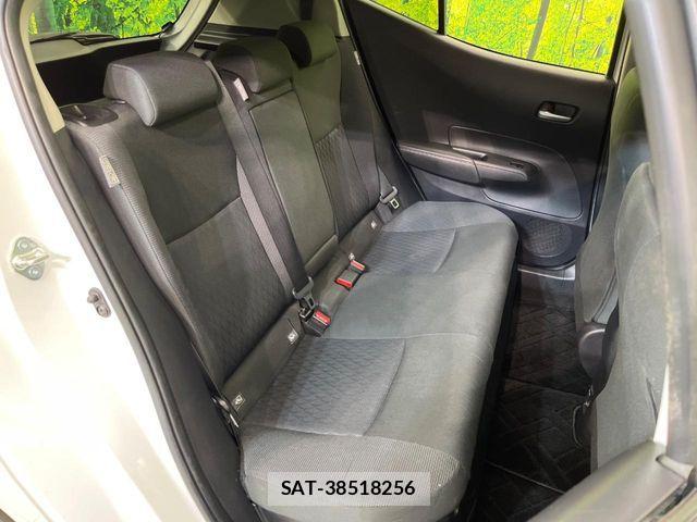 Toyota AQUA 2021-10 8657966-8